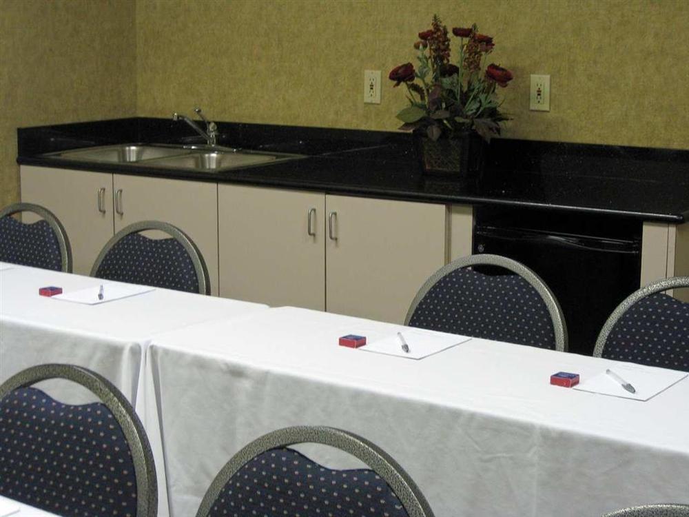 Hampton Columbus/delaware I-71 North Hotel 3*